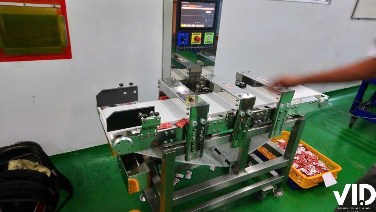 Máy dò kim loại cho màng nhôm, đảm bảo an toàn cho sản xuất