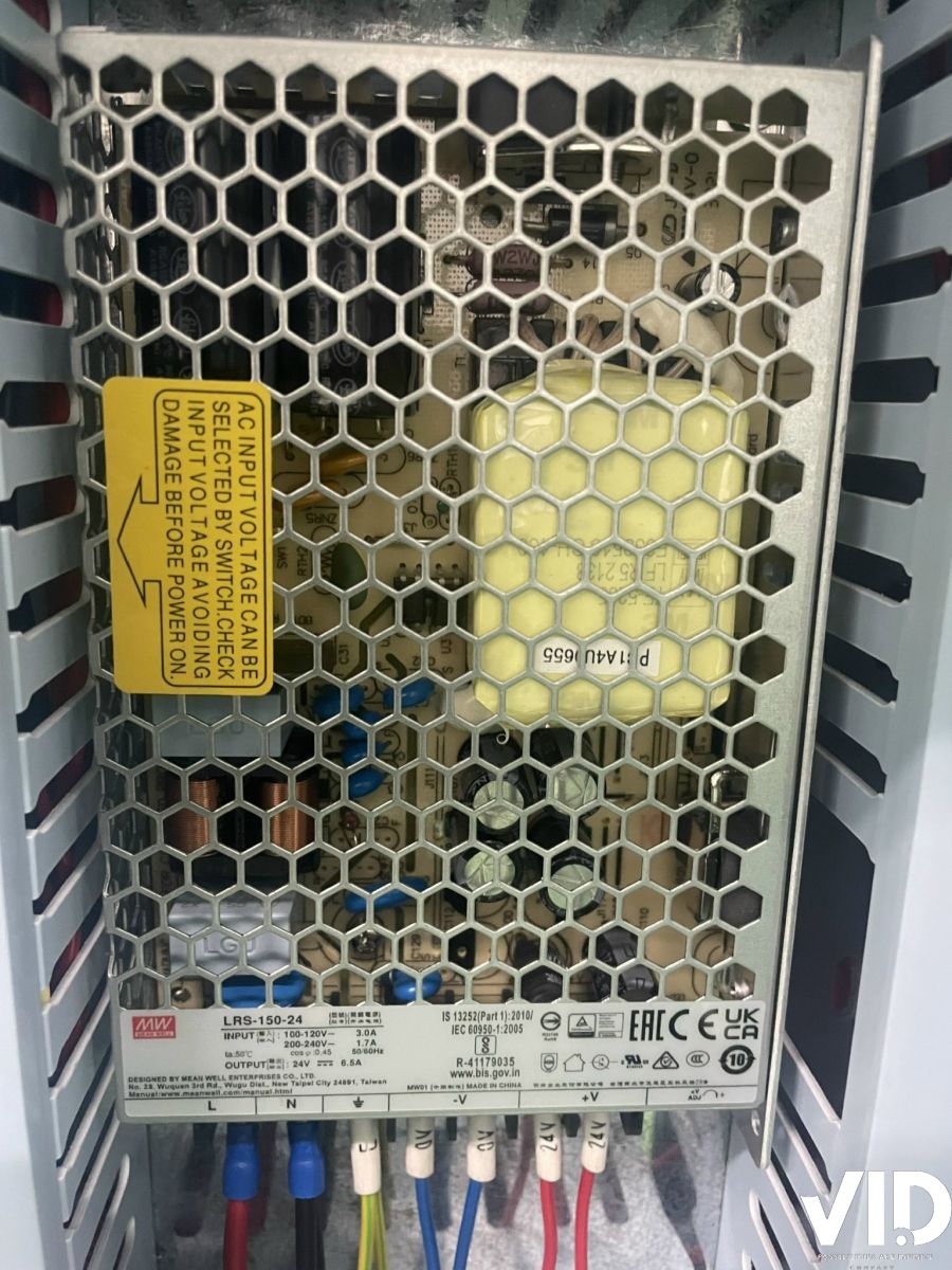 Nguồn Meanwell 24V trong tủ điện