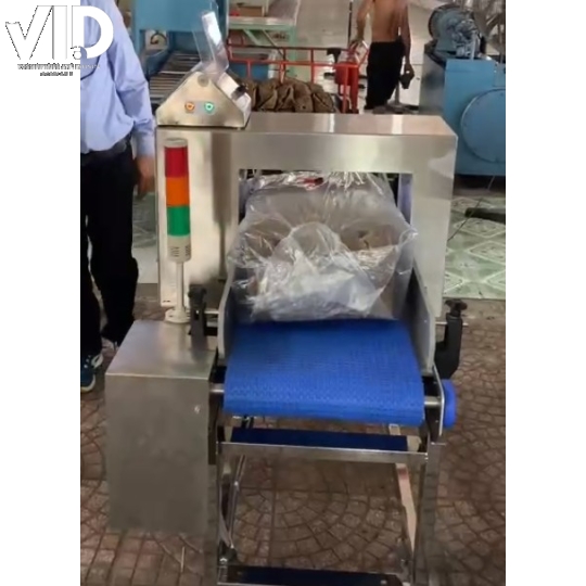 Máy Dò Kim Loại Cho Thùng Điều 22,68 kg – Chuẩn Xuất Khẩu, Độ Nhạy Cao